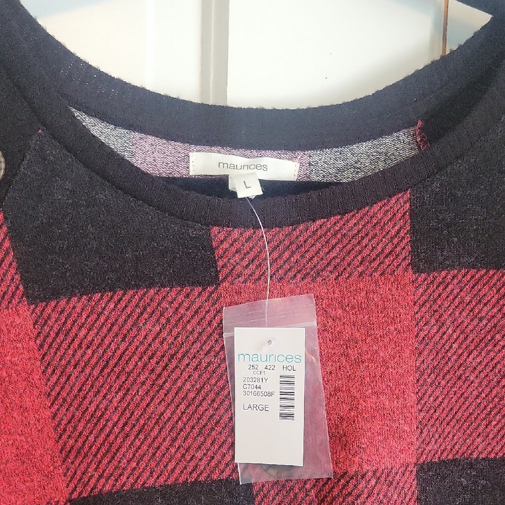 Maurices Womens Red and Black Checkered Crewneck Sweater